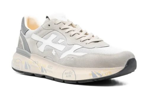 кросівками Premiata